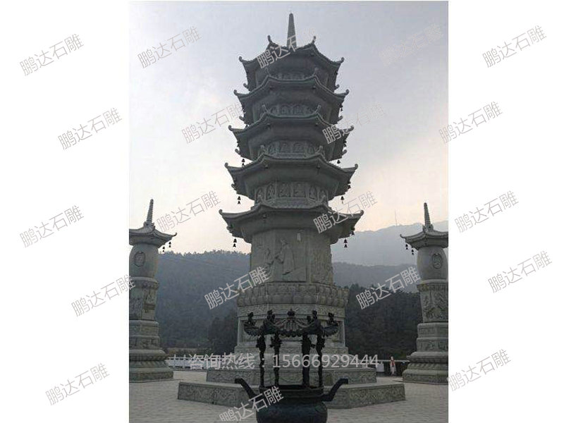 石雕雷鋒塔