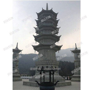 石雕雷鋒塔